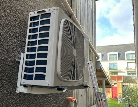 Rénovation et optimisation énergétique d’un système de climatisation réversible chez L’Atelier de la Souris à Ouistreham