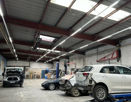 Remplacement de luminaires au Ford Store de Caen Hérouville